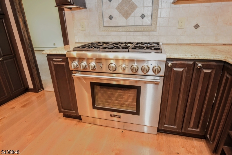 16 Weedon Dr Property Photo 13