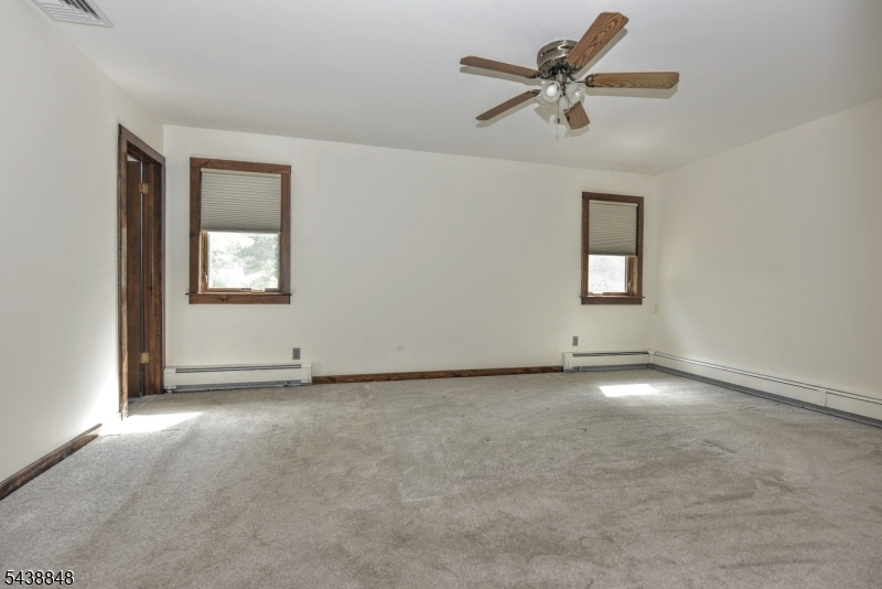 16 Weedon Dr Property Photo 18