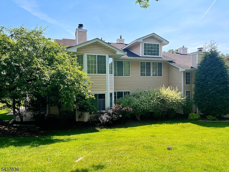 15 Crossfield Court Property Photo 1