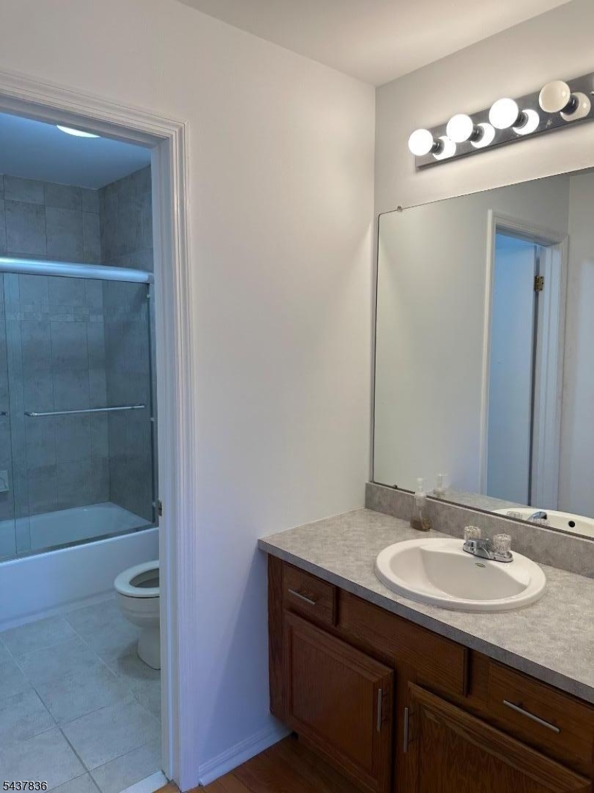 15 Crossfield Court Property Photo 8