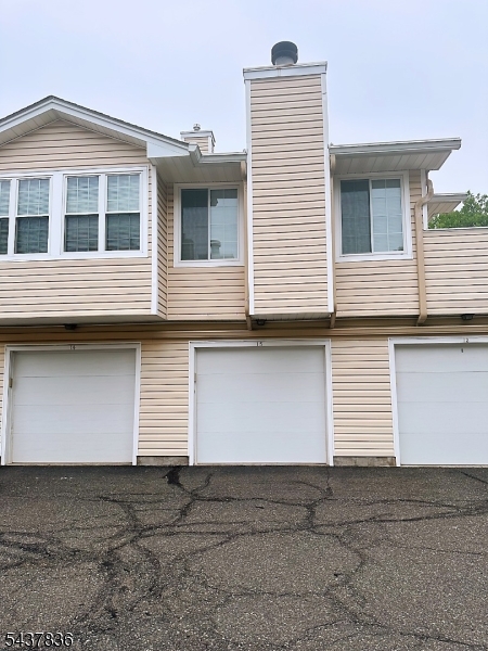 15 Crossfield Court Property Photo 14