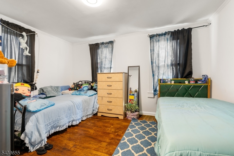 110 Berry St Property Photo 12