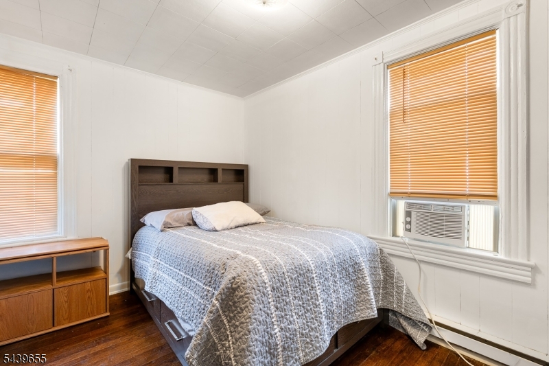 110 Berry St Property Photo 14