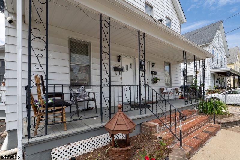 110 Berry St Property Photo 22