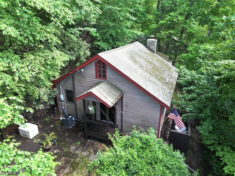 35 E Shore Trl Property Photo 1