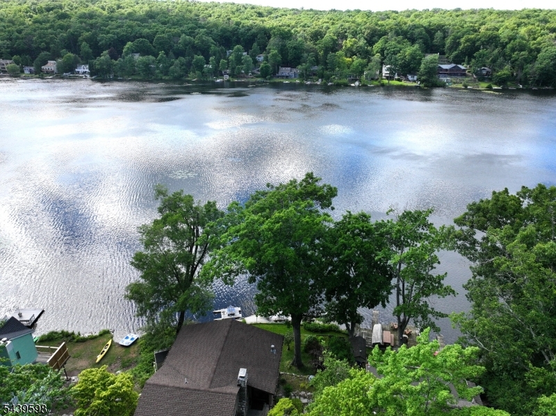 35 E Shore Trl Property Photo 2