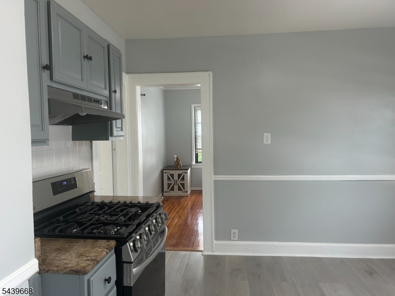 73 Lakewood Ter Property Photo 5