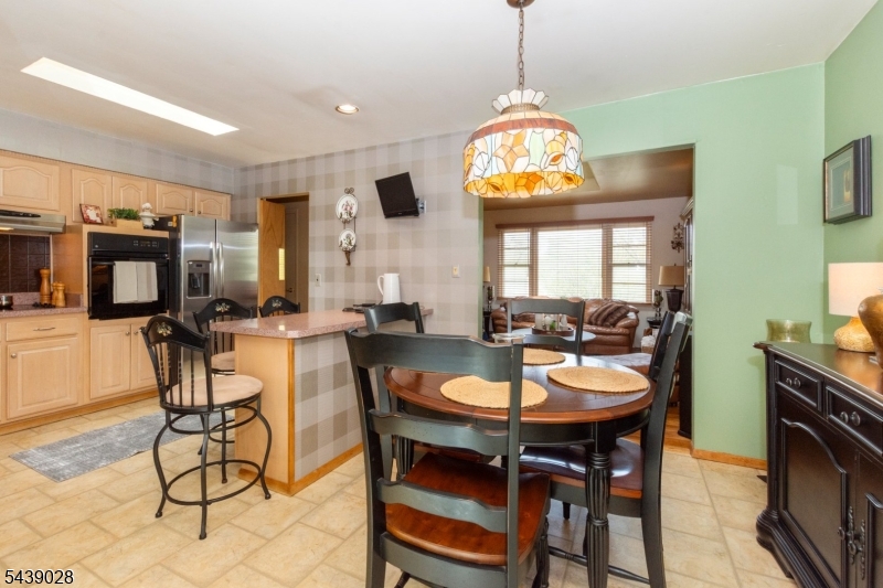 22 Holiday Dr Property Photo 6