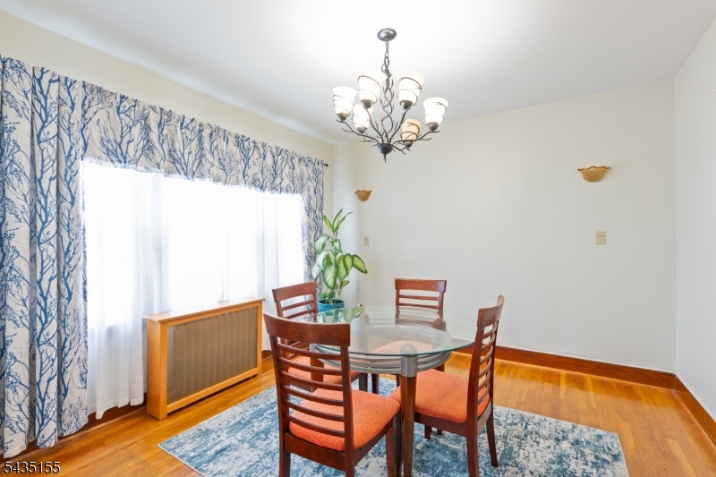 1515 Rose Ter Property Photo 6