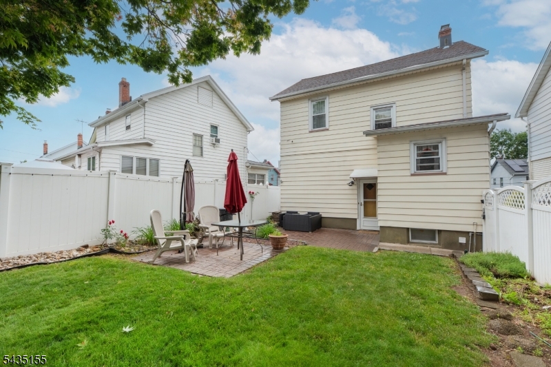 1515 Rose Ter Property Photo 29