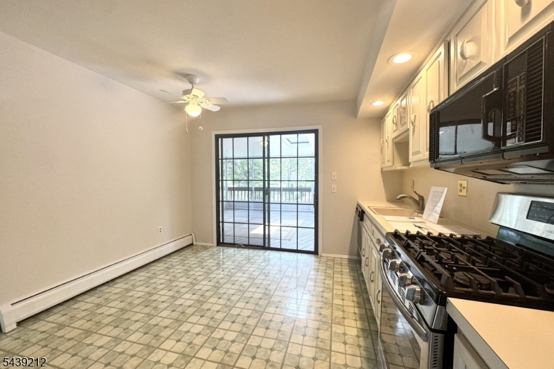 30 Tanglewood Dr Property Photo 4