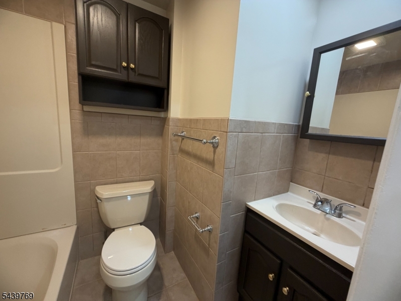 34 Ernest St 1 Property Photo 11