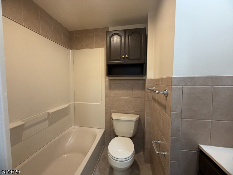 34 Ernest St 1 Property Photo 12