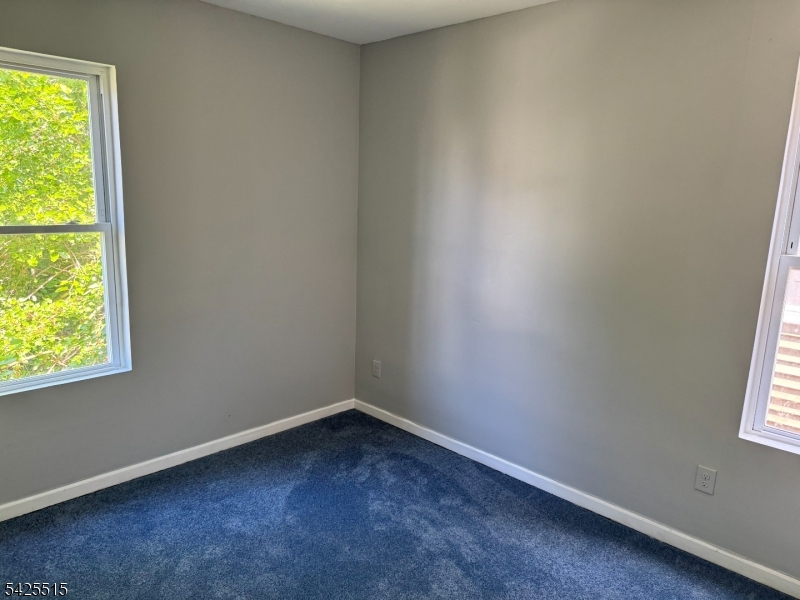 296 Woodside Ave Property Photo 11