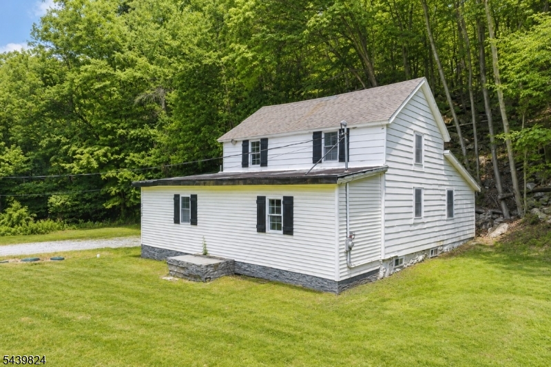 370 Us Highway 206 Property Photo 22