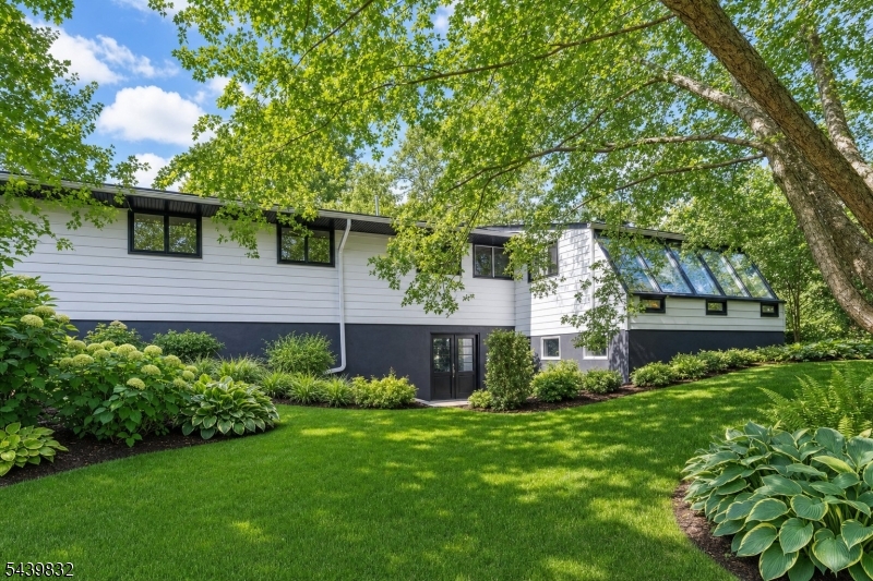 26 Bentley Rd Property Photo 49