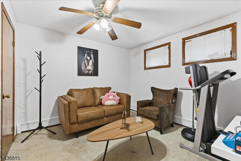 70 Robert St Property Photo 18