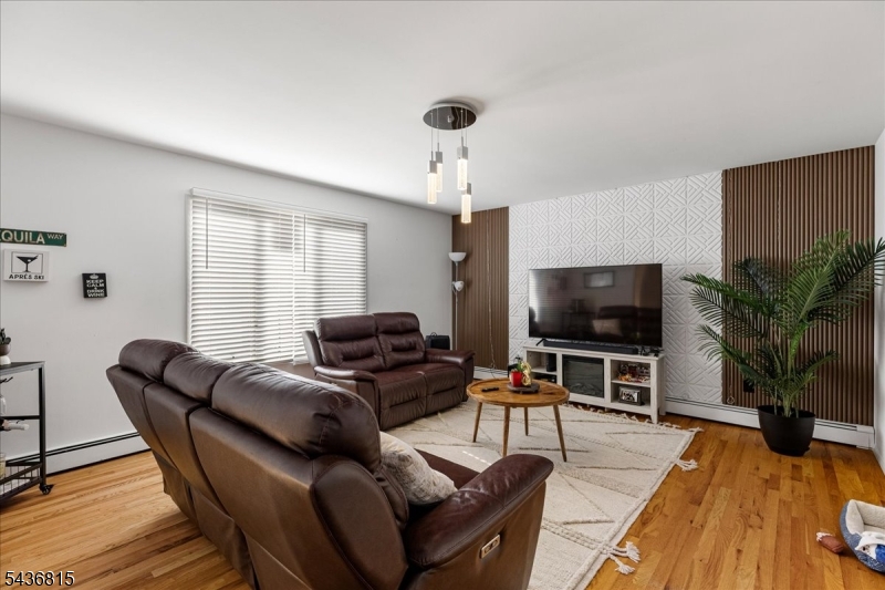 70 Robert St Property Photo 20