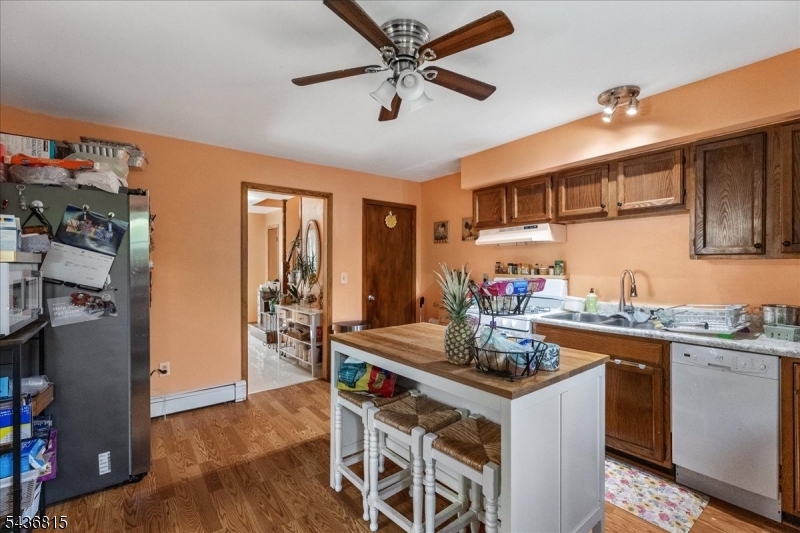 70 Robert St Property Photo 25