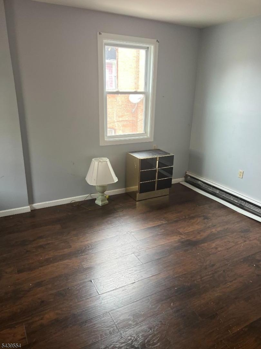 90 Pennsylvania Ave Property Photo 5