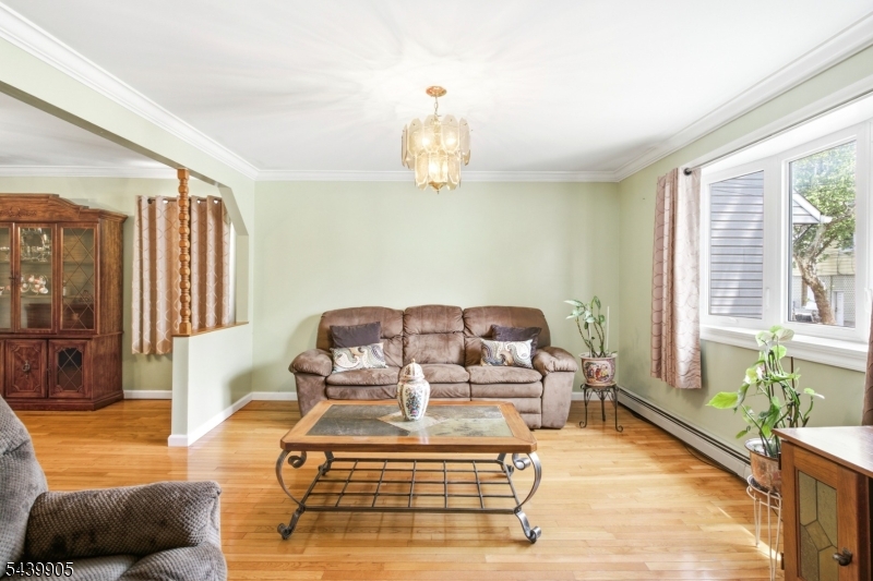 141 Walnut St Property Photo 3