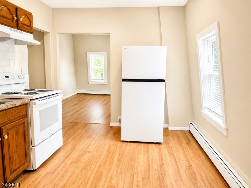 65 E New St Property Photo 11