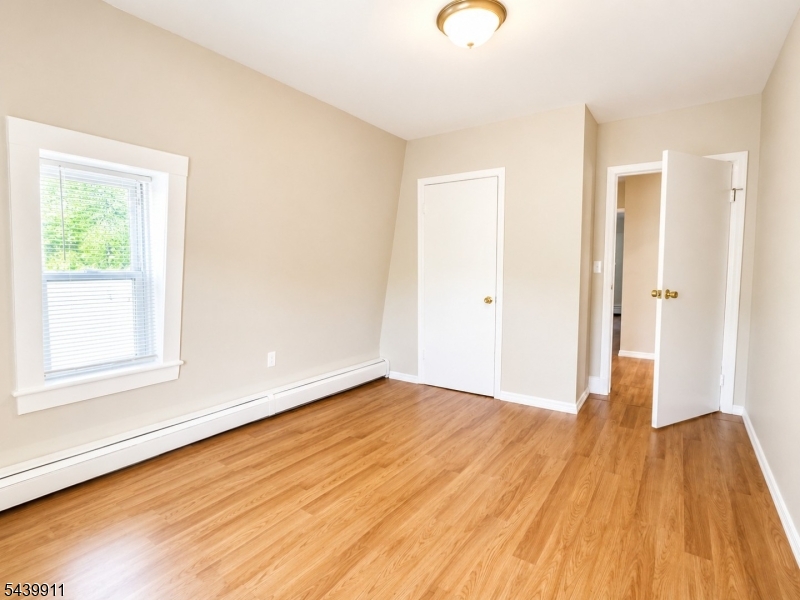 65 E New St Property Photo 16