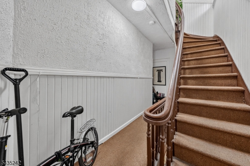 1903 Willow Ave Property Photo 25