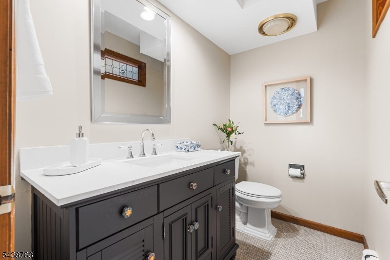 60 Park Rd Property Photo 23