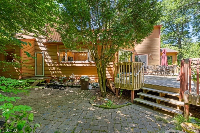 60 Park Rd Property Photo 45