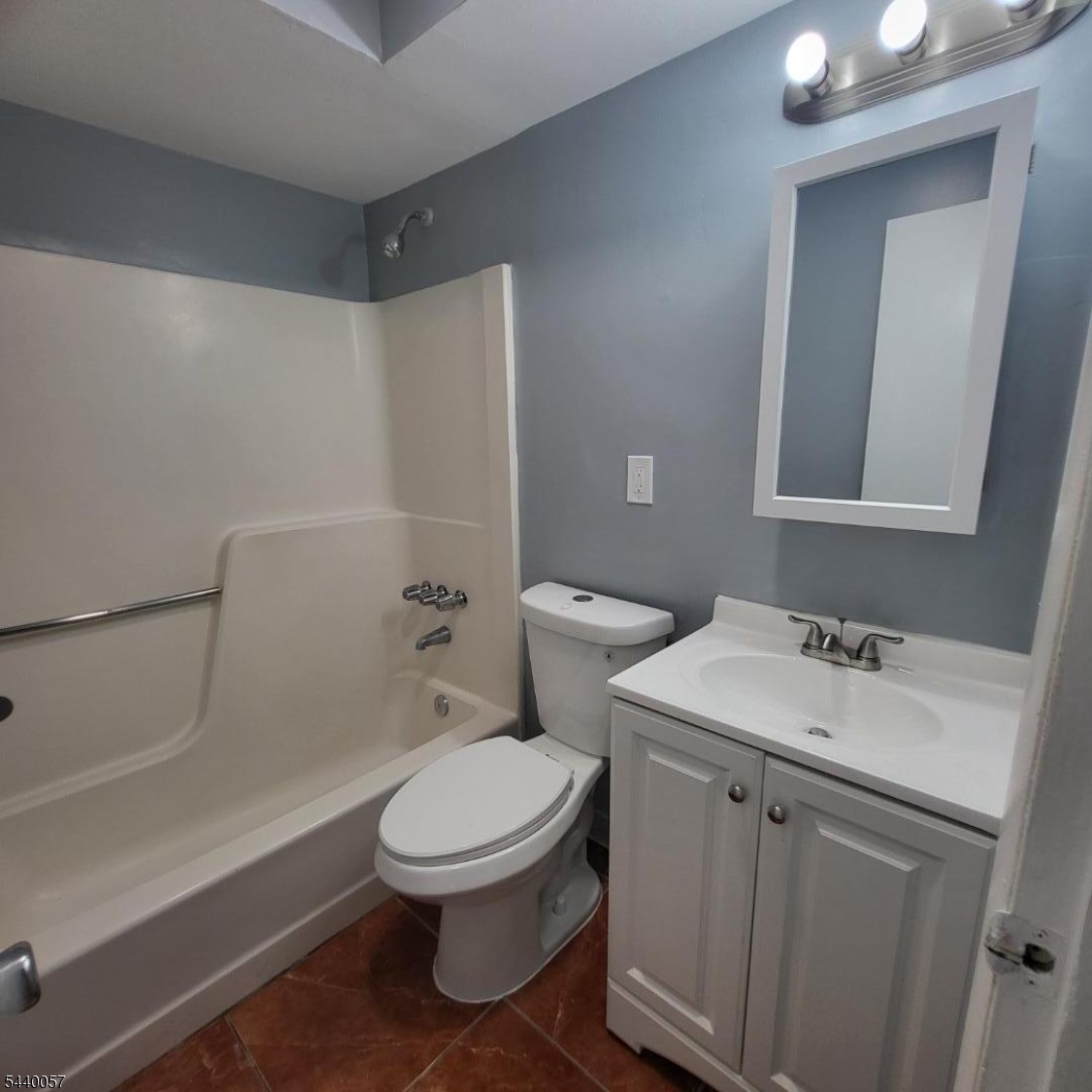 187 Brighton Ave Property Photo 12
