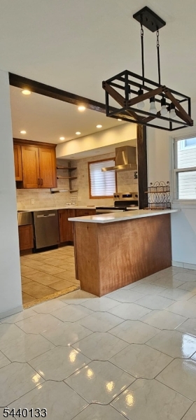 11 Martha Ave Property Photo 14