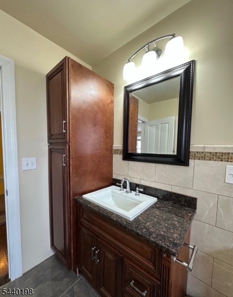 66 Atlantic St 2 Property Photo 17