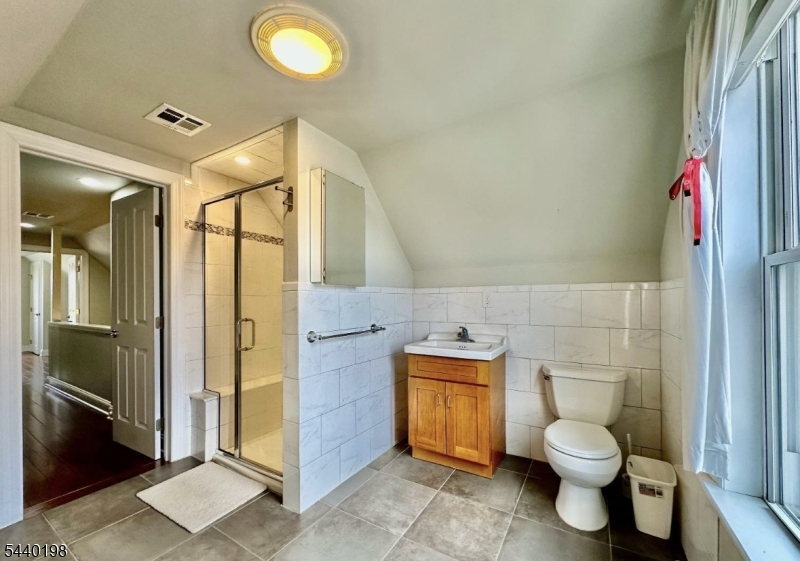 66 Atlantic St 2 Property Photo 25