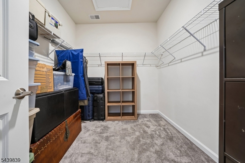 7 Jessica Ln 11202 Property Photo 14