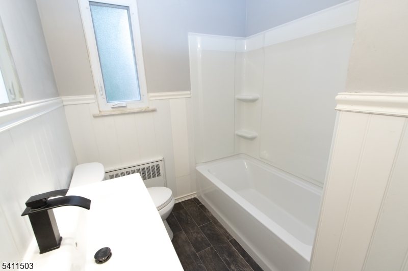 72 Troy Drive D Property Photo 22