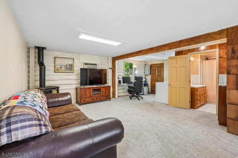 52 North Rd Property Photo 12