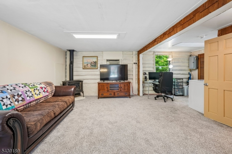 52 North Rd Property Photo 13