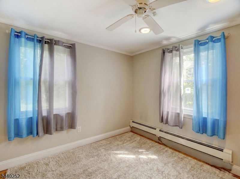 20 A Carolyn Terrace 20a Property Photo 8