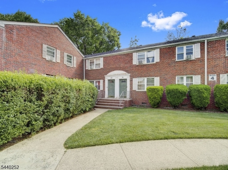20 A Carolyn Terrace 20a Property Photo 10