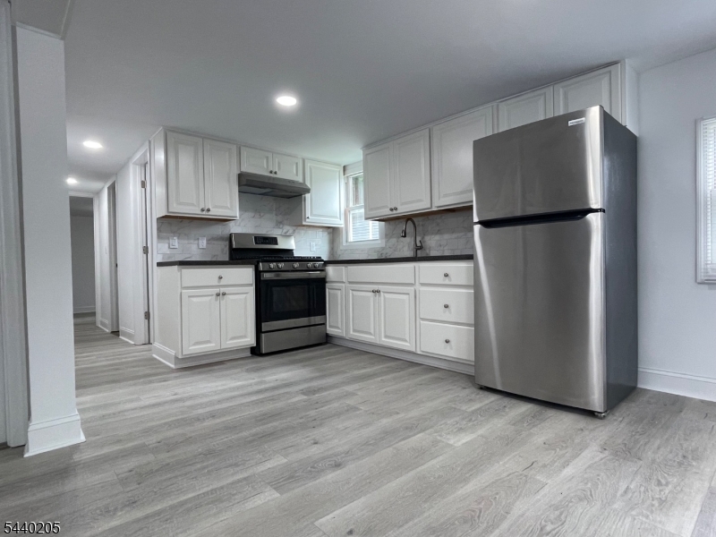 7 5th St. Property Photo 3