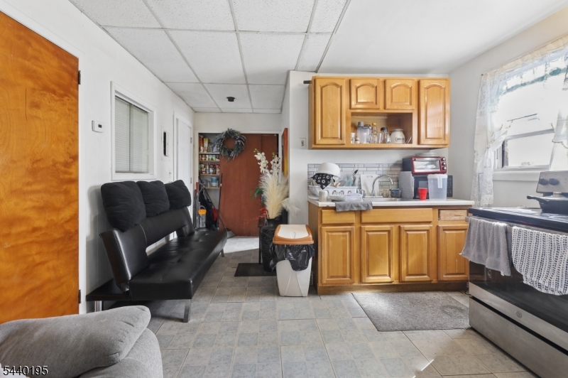 604 Van Houten Ave Property Photo 25