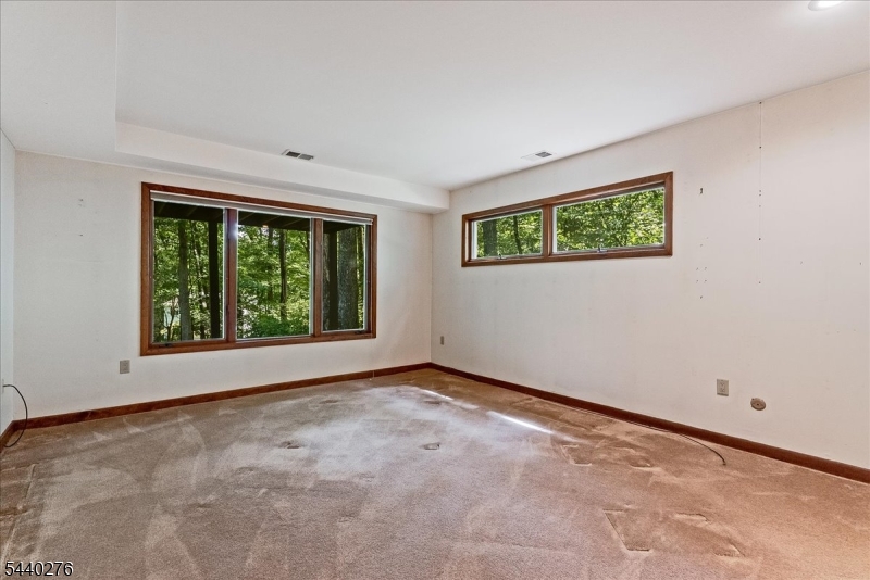 37 Heather Ln Property Photo 24