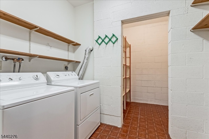 37 Heather Ln Property Photo 27