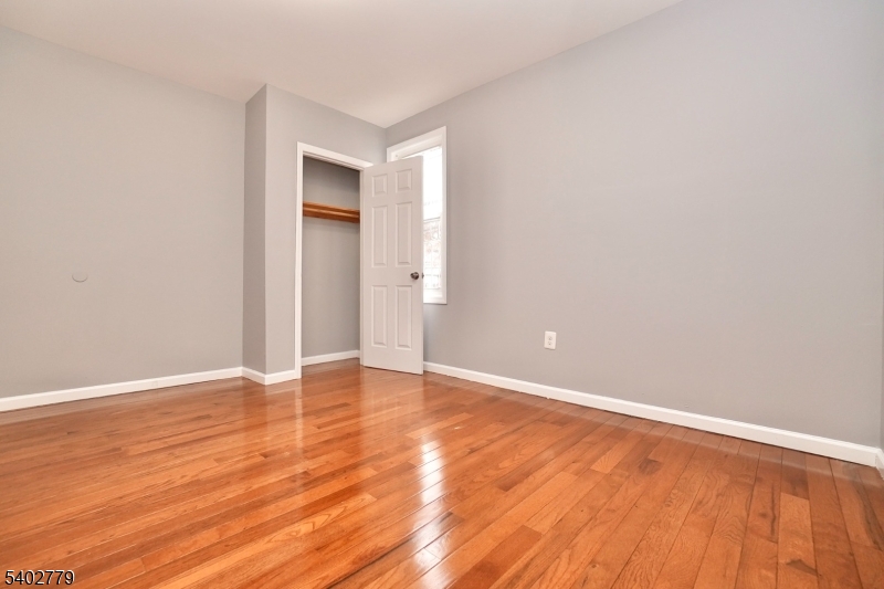 151 Vermont Ave Property Photo 21