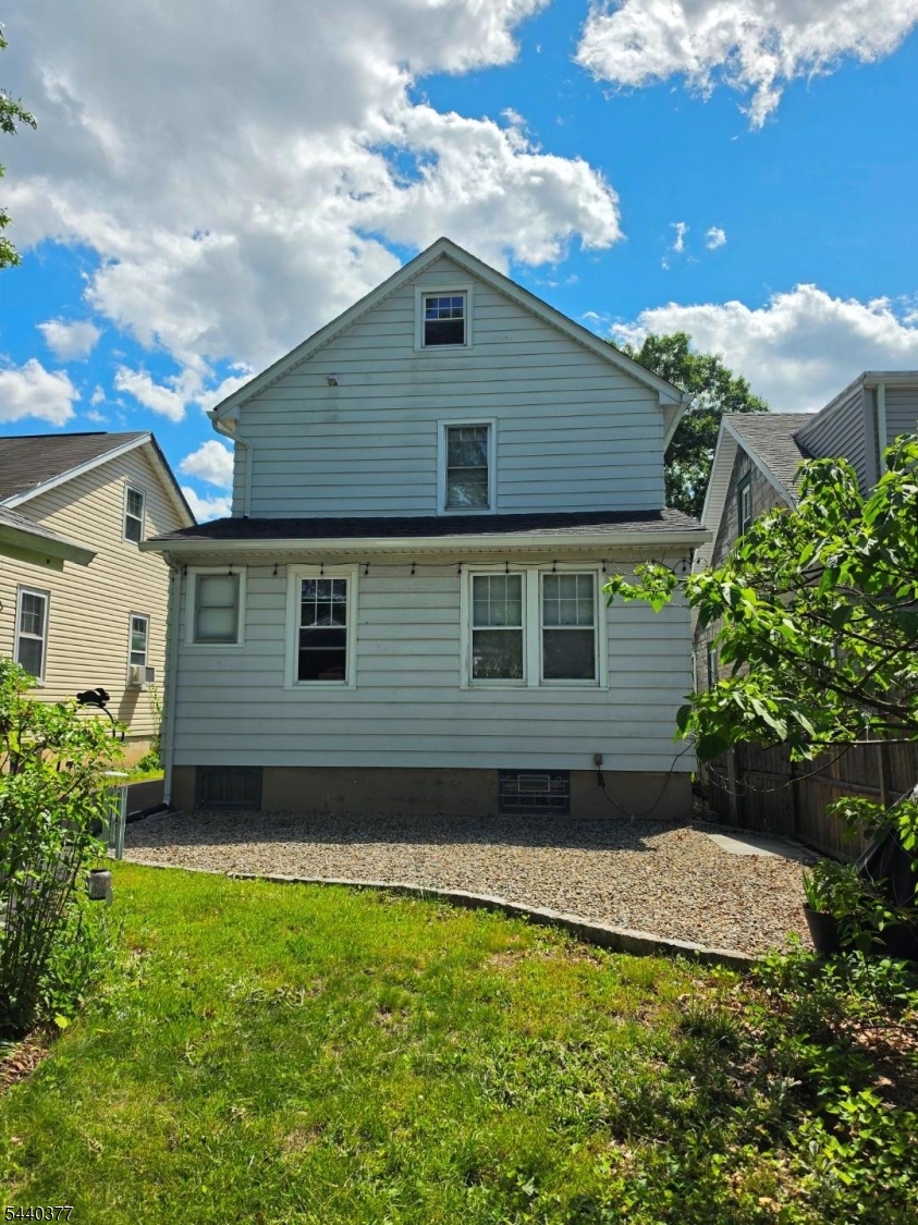 12 Brook Pl Property Photo 17