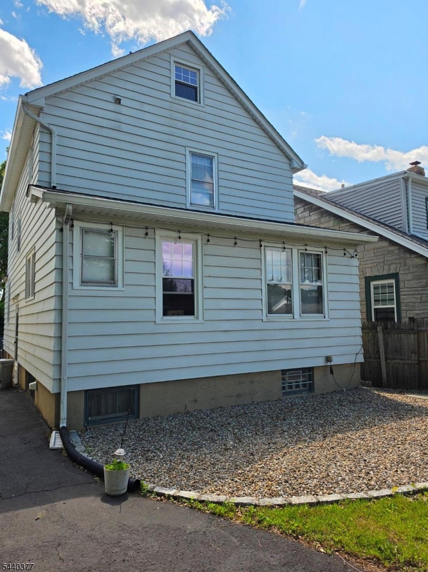 12 Brook Pl Property Photo 18