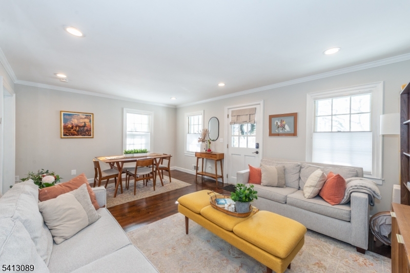 5 Murray Hill Sq Property Photo 8