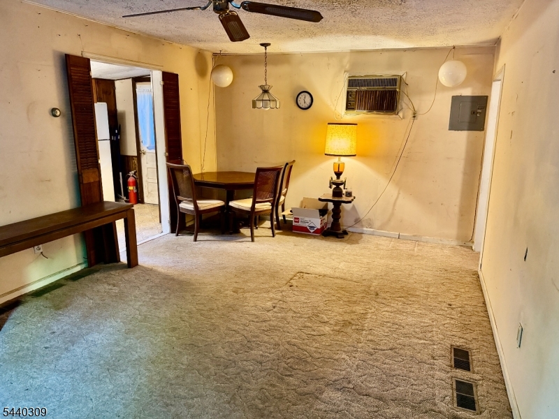 18 Quayle Rd Property Photo 6