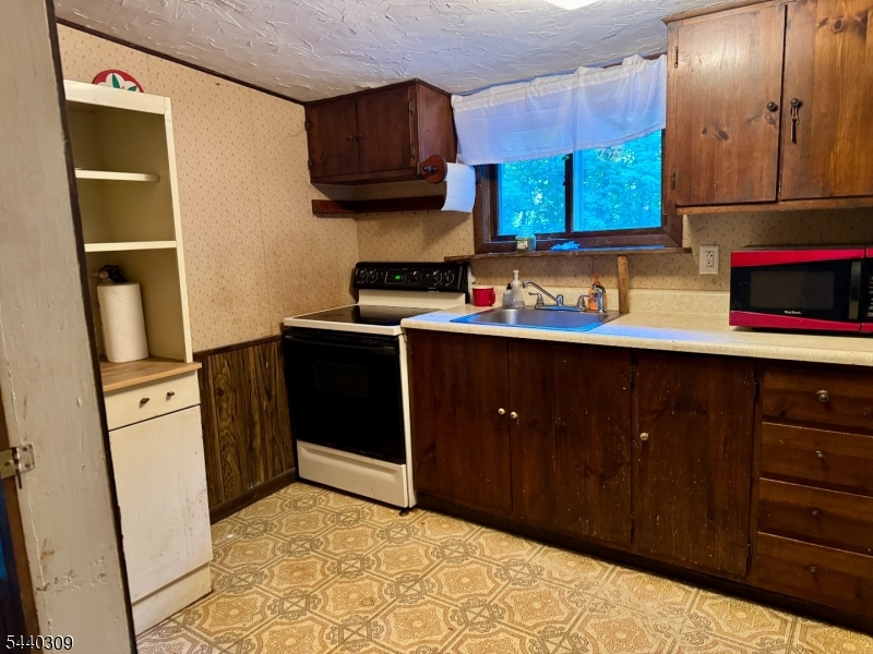 18 Quayle Rd Property Photo 9